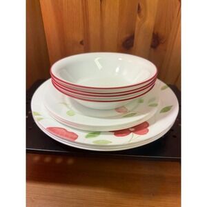 Corelle Vitrelle Red Floral Dinnerware Set 12 Pc Plates Bowls Made in USA
